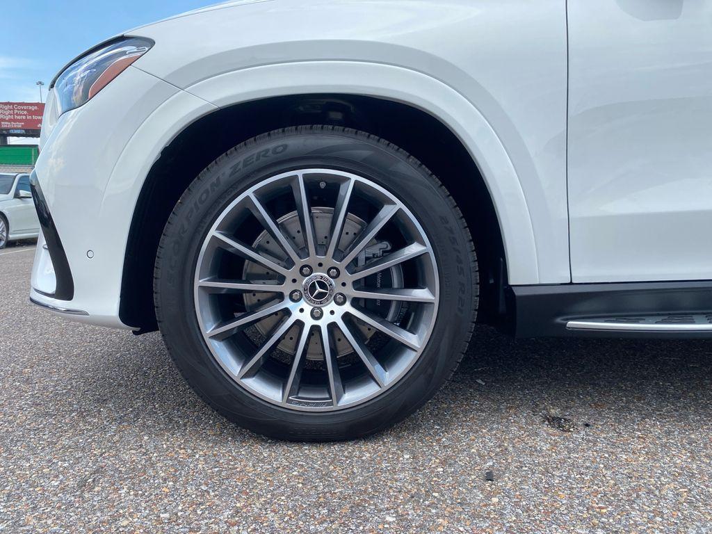 new 2026 Mercedes-Benz GLE 450 car