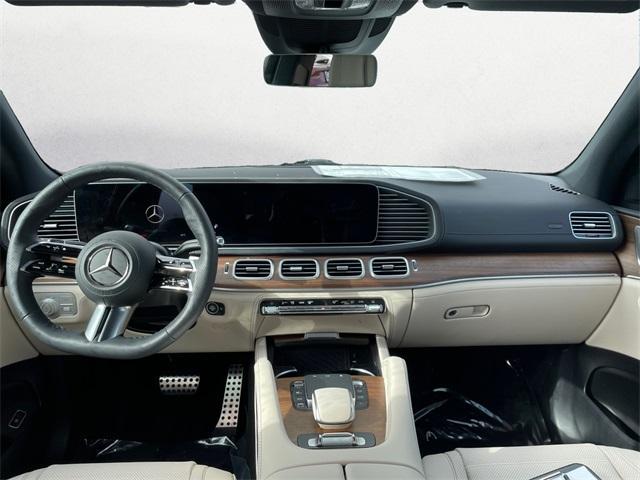 new 2025 Mercedes-Benz GLS 450 car, priced at $100,585