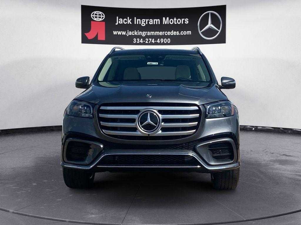 new 2026 Mercedes-Benz GLS 450 car