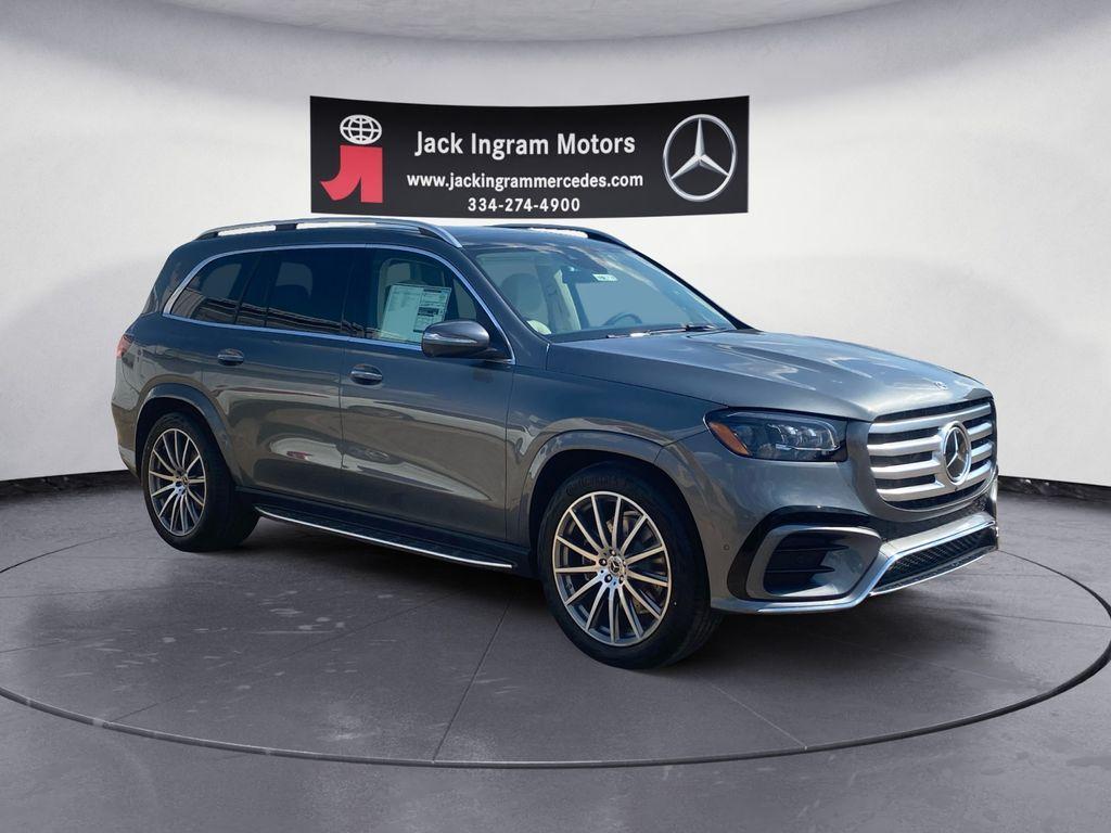 new 2026 Mercedes-Benz GLS 450 car