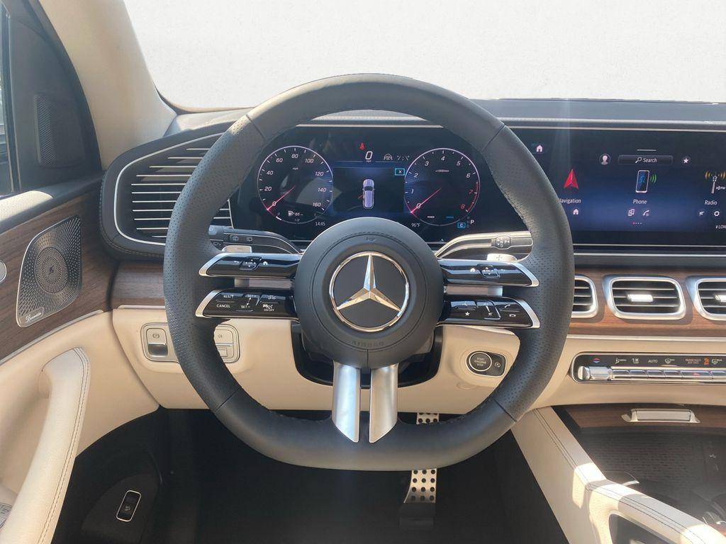 new 2026 Mercedes-Benz GLS 450 car