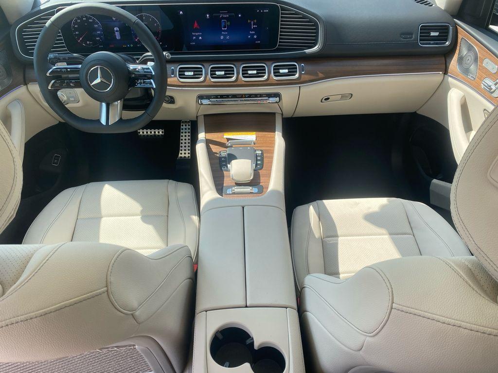 new 2026 Mercedes-Benz GLS 450 car