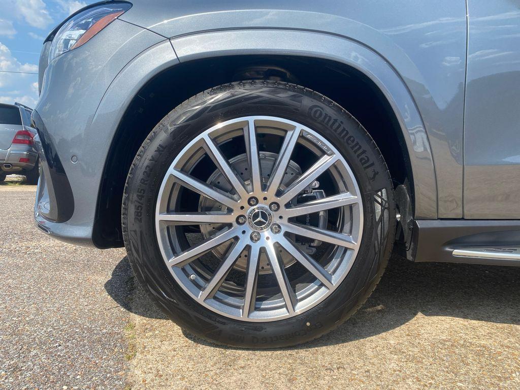 new 2026 Mercedes-Benz GLS 450 car