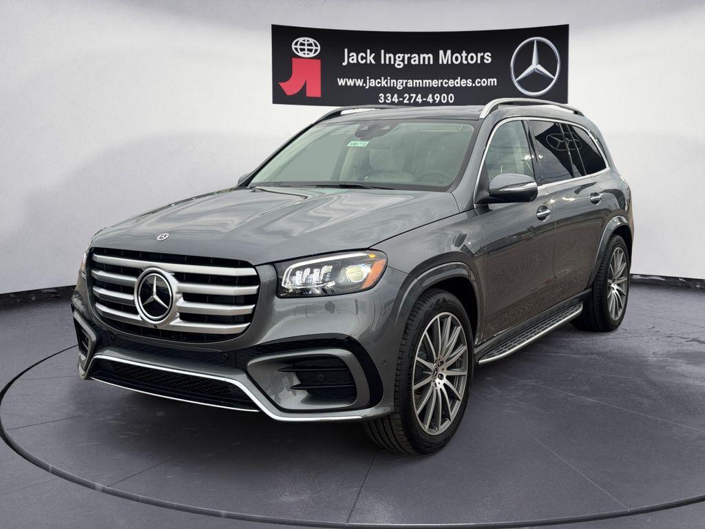 new 2026 Mercedes-Benz GLS 450 car