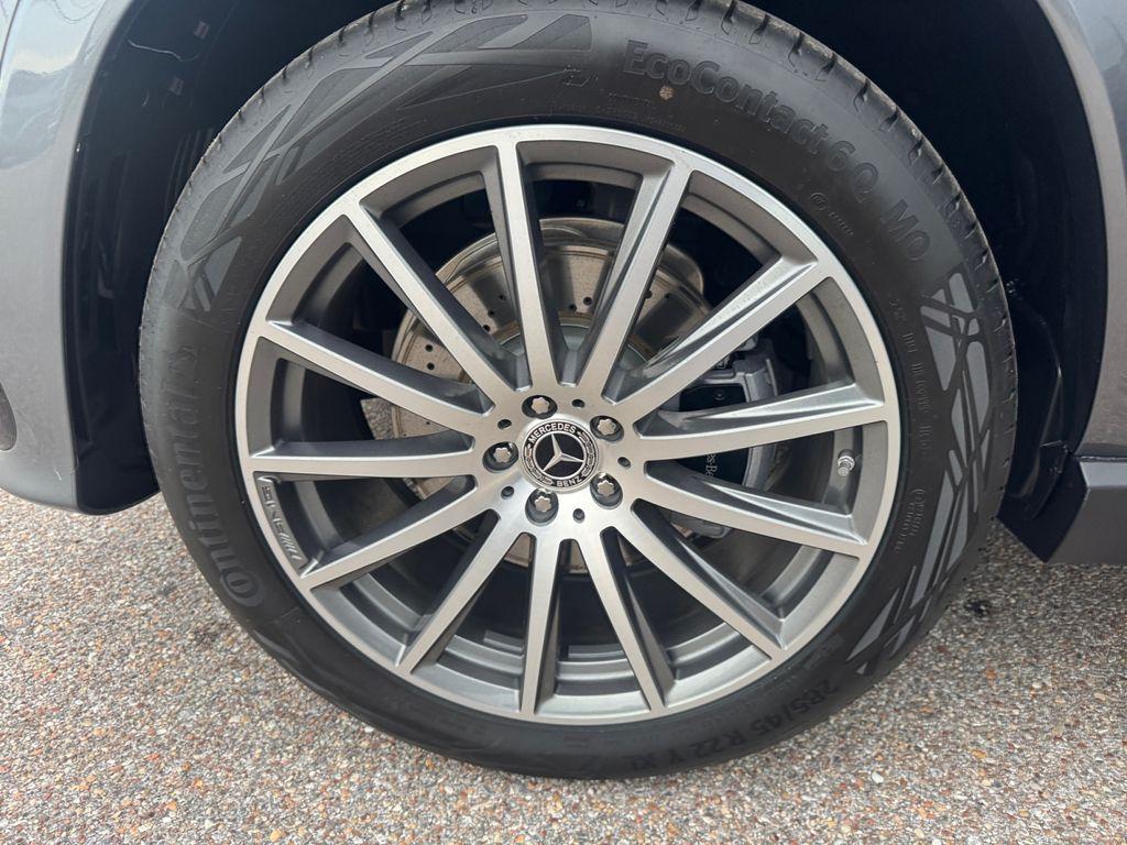 new 2026 Mercedes-Benz GLS 450 car