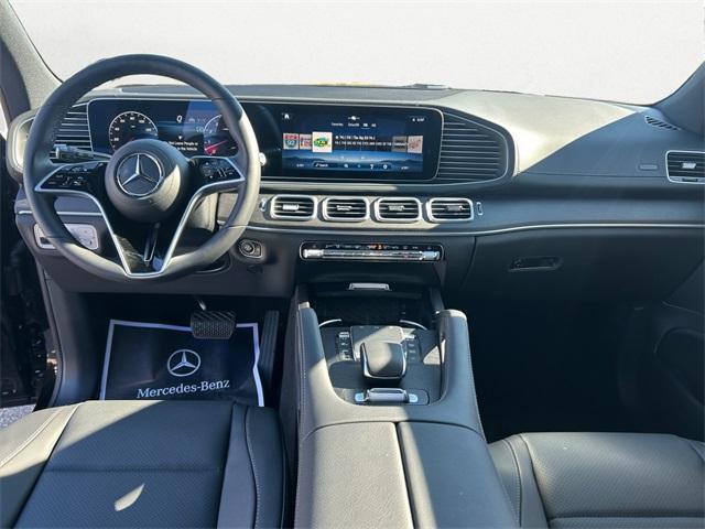 new 2025 Mercedes-Benz GLS 450 car, priced at $91,945