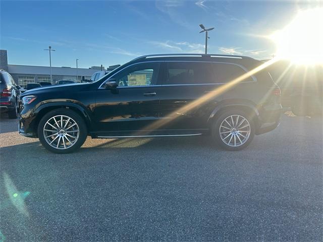 new 2025 Mercedes-Benz GLS 450 car, priced at $97,365