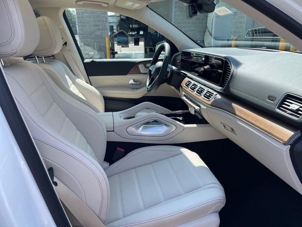 new 2026 Mercedes-Benz GLE 450 car