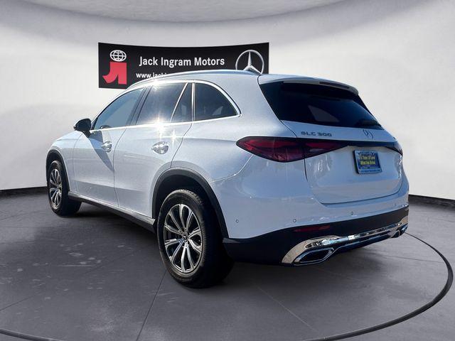 used 2024 Mercedes-Benz GLC 300 car, priced at $45,997
