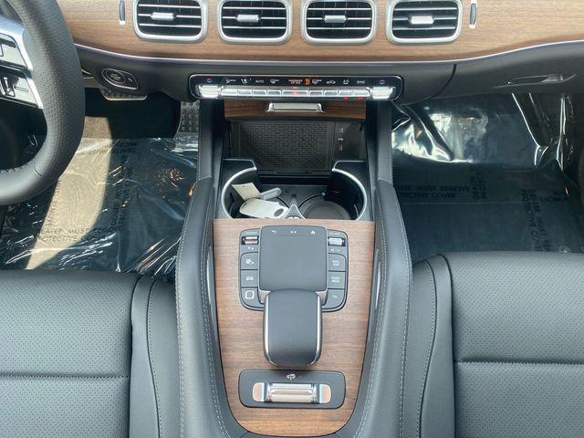 new 2025 Mercedes-Benz GLS 450 car, priced at $96,495