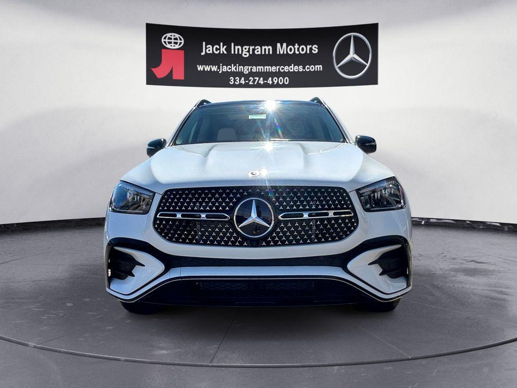new 2025 Mercedes-Benz GLE 450 car, priced at $85,015