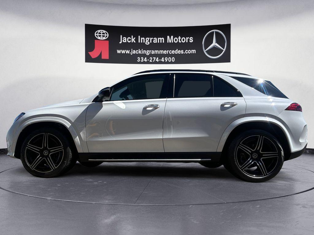 new 2025 Mercedes-Benz GLE 450 car, priced at $85,015
