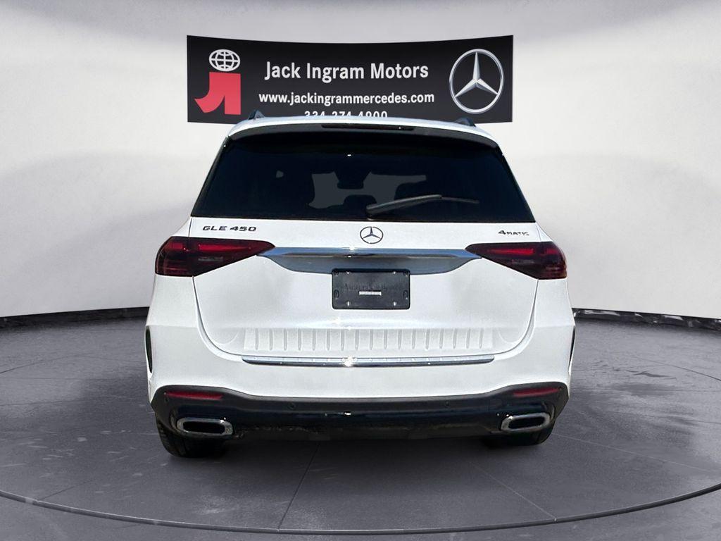 new 2025 Mercedes-Benz GLE 450 car, priced at $85,015
