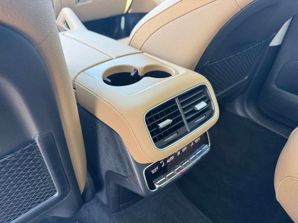 new 2026 Mercedes-Benz GLS 450 car