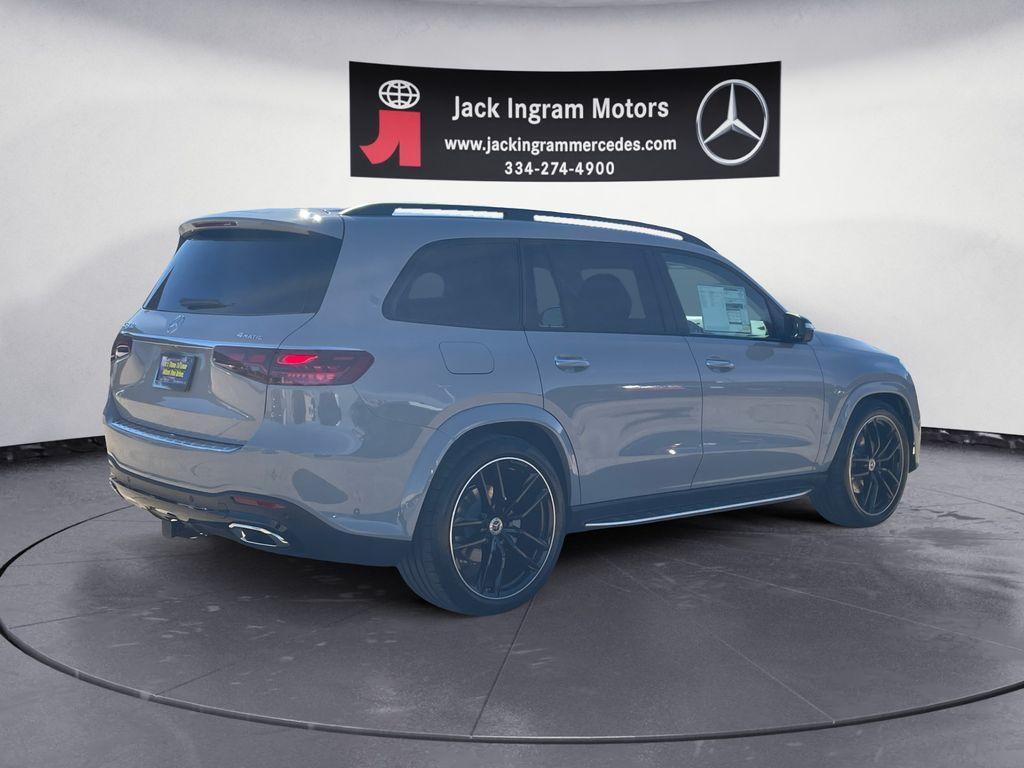 new 2026 Mercedes-Benz GLS 450 car