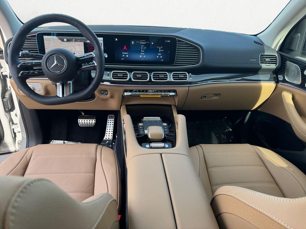 new 2026 Mercedes-Benz GLS 450 car