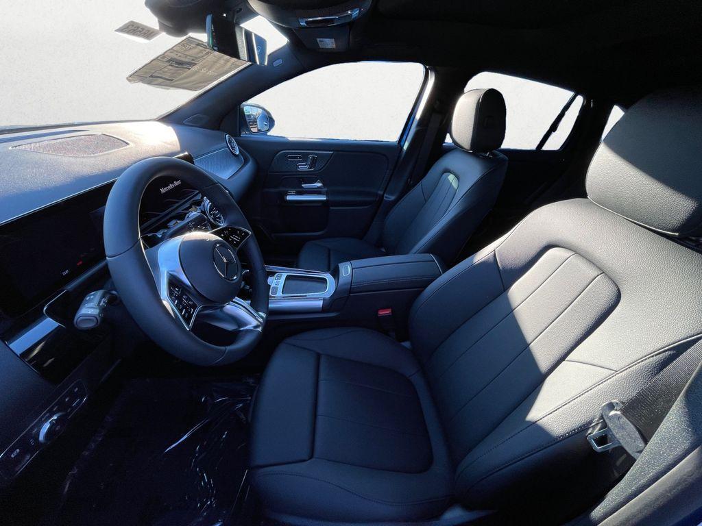 new 2025 Mercedes-Benz GLA 250 car, priced at $47,510
