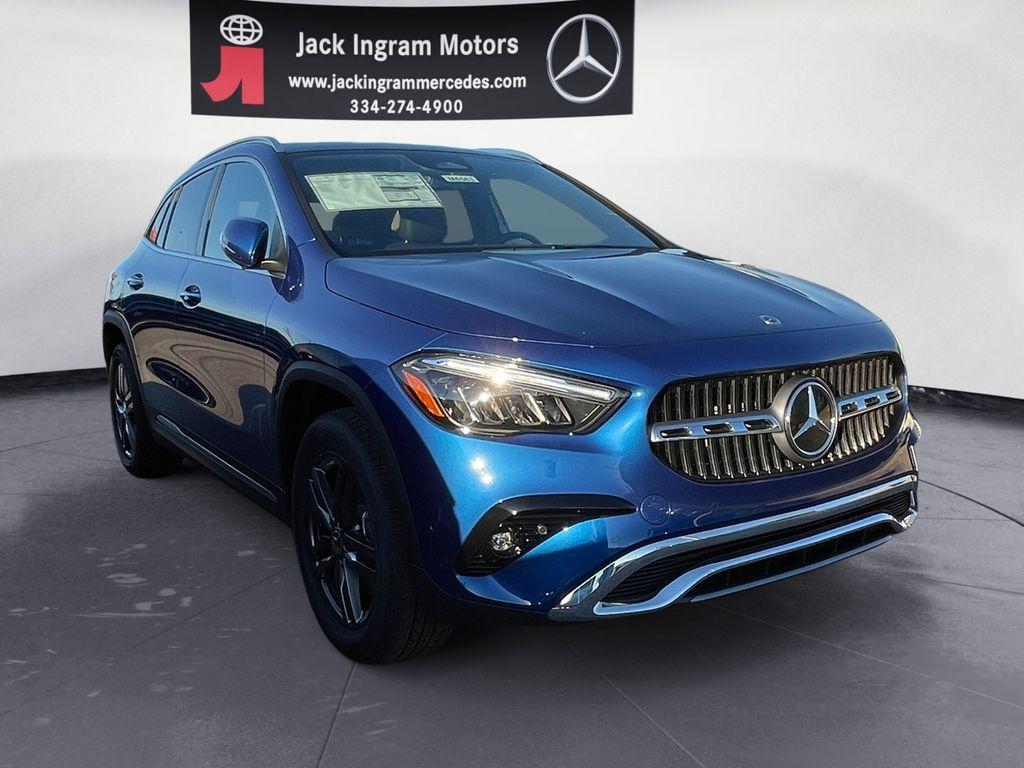 new 2025 Mercedes-Benz GLA 250 car, priced at $47,510