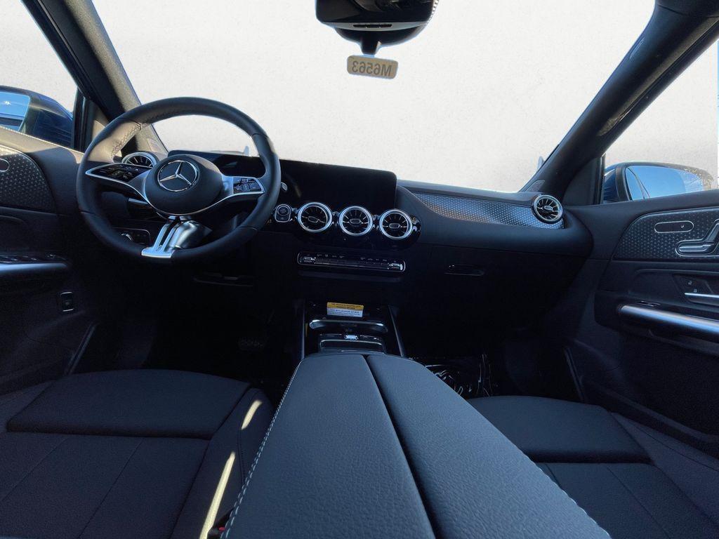 new 2025 Mercedes-Benz GLA 250 car, priced at $47,510