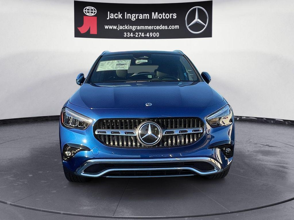 new 2025 Mercedes-Benz GLA 250 car, priced at $47,510
