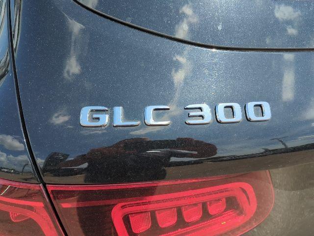 used 2021 Mercedes-Benz GLC 300 car, priced at $34,997