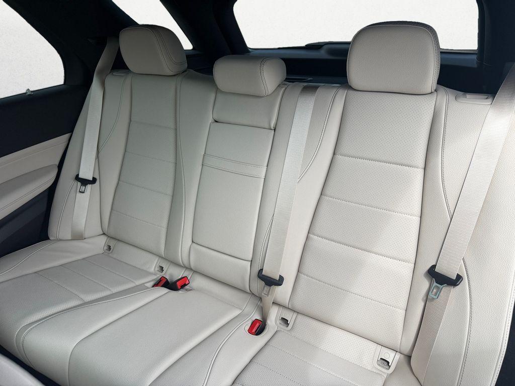 new 2025 Mercedes-Benz GLE 350 car, priced at $73,335