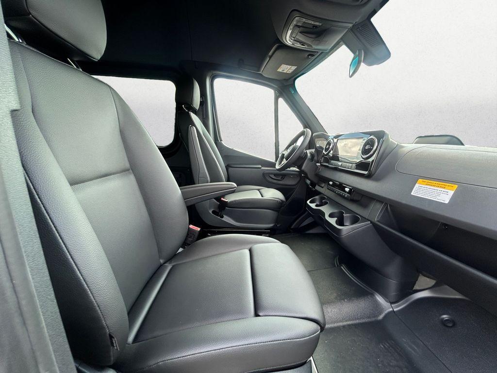 new 2025 Mercedes-Benz Sprinter 2500 car, priced at $73,086