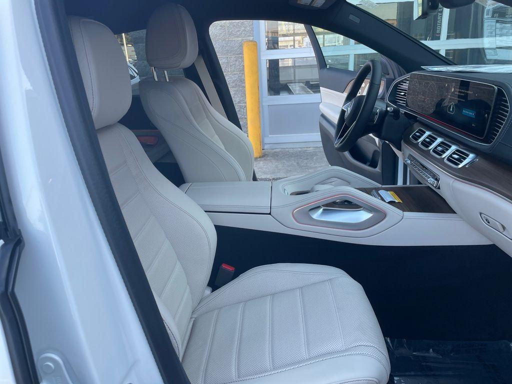 new 2026 Mercedes-Benz GLE 450 car
