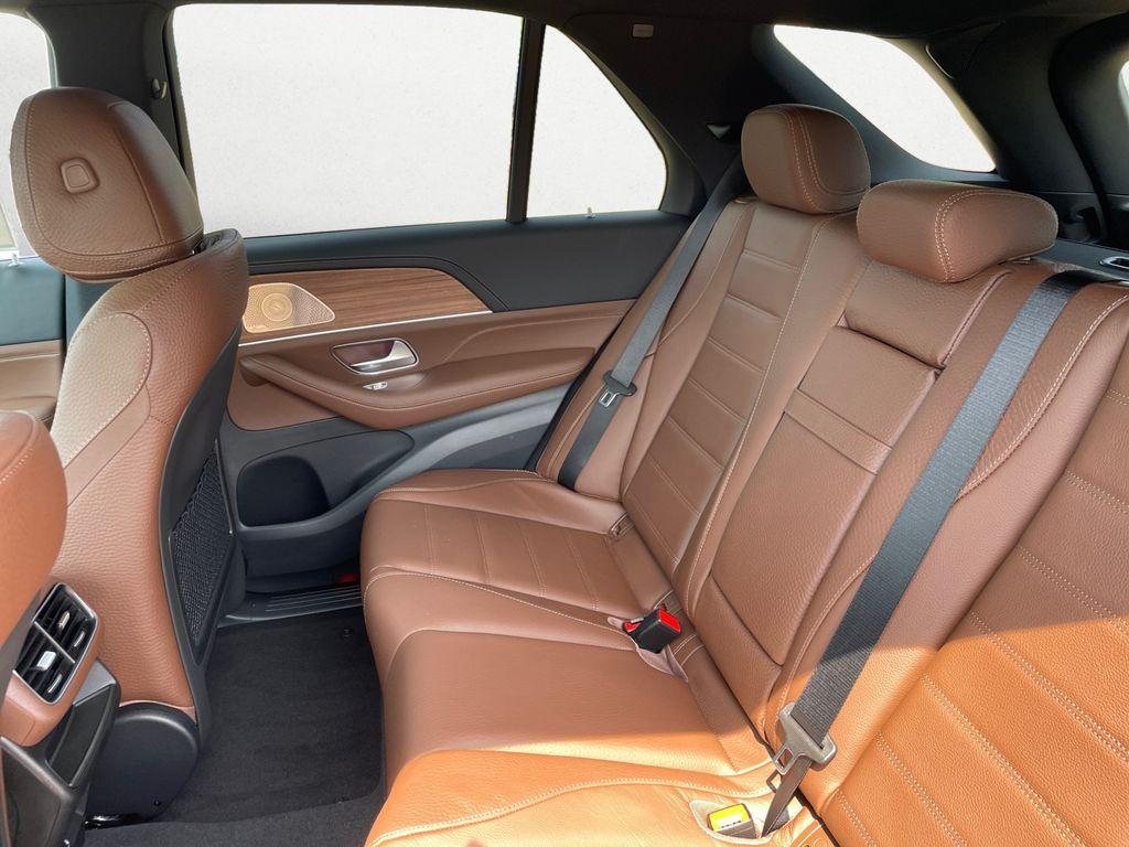 new 2026 Mercedes-Benz GLE 450 car