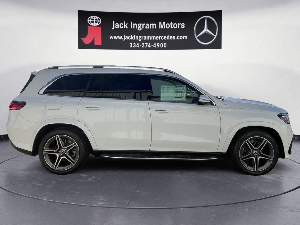 new 2026 Mercedes-Benz GLS 450 car