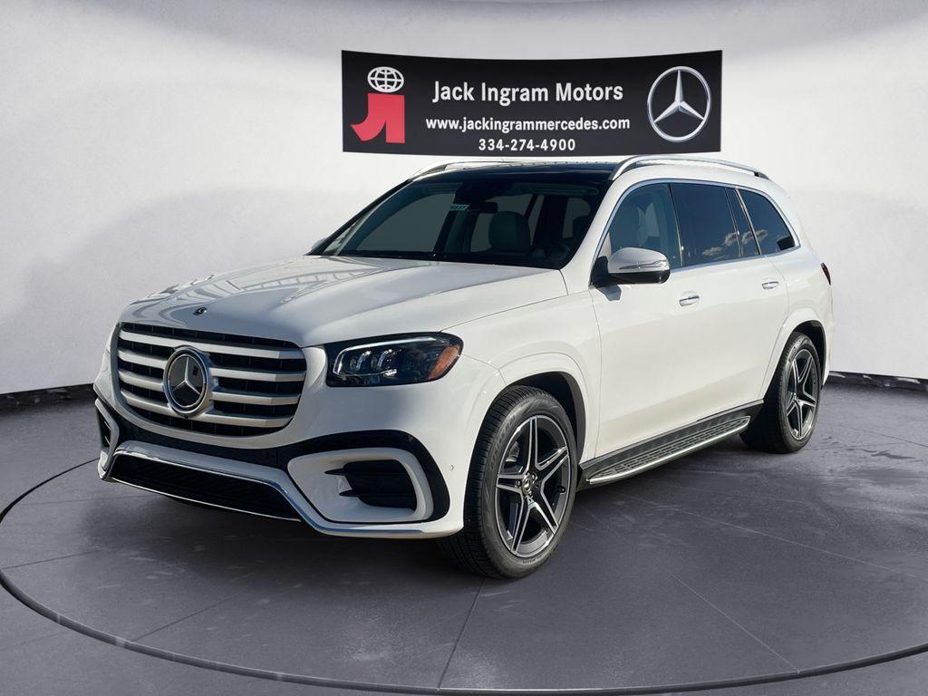 new 2026 Mercedes-Benz GLS 450 car