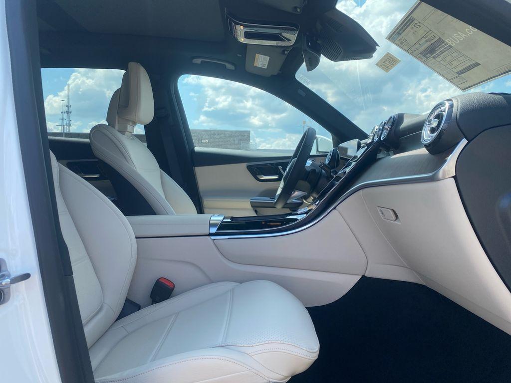 new 2026 Mercedes-Benz GLC 300 car