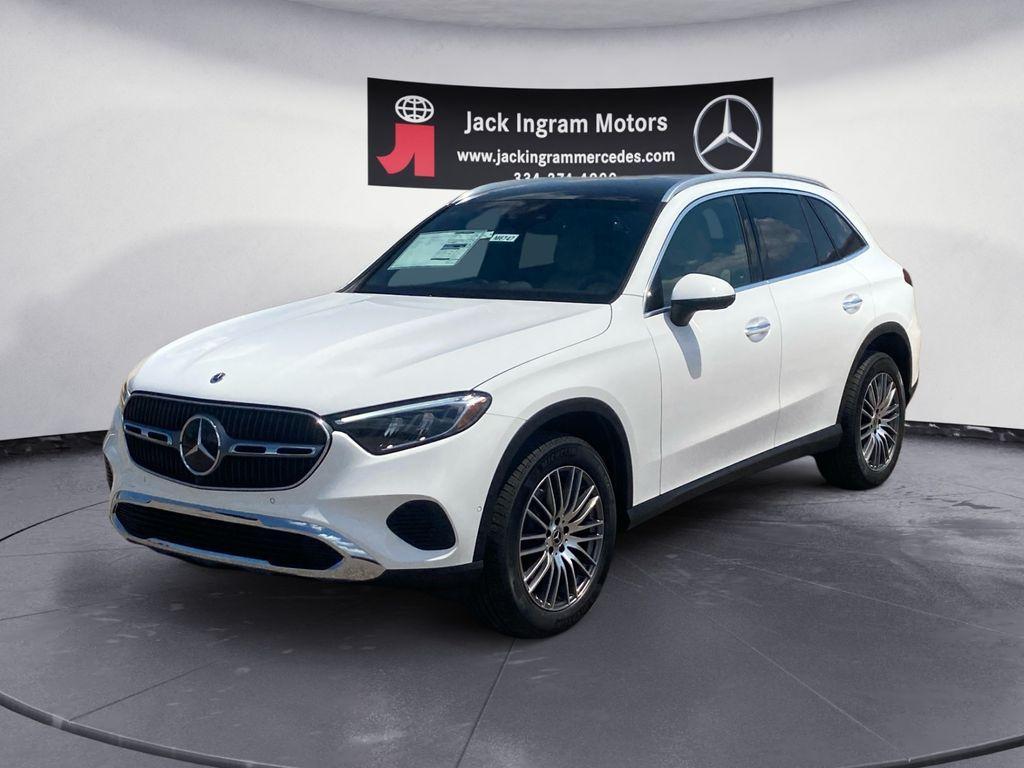 new 2026 Mercedes-Benz GLC 300 car