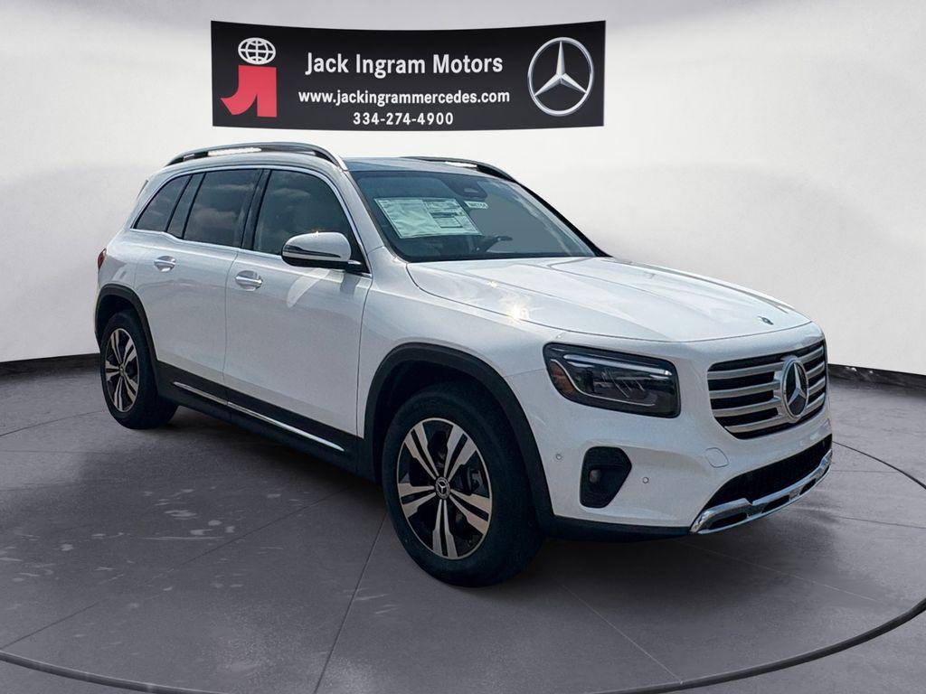 new 2026 Mercedes-Benz GLB 250 car