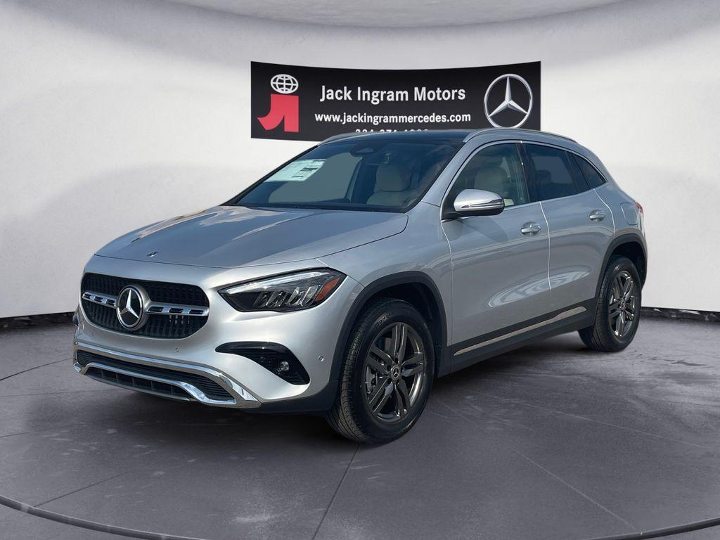 new 2026 Mercedes-Benz GLA 250 car
