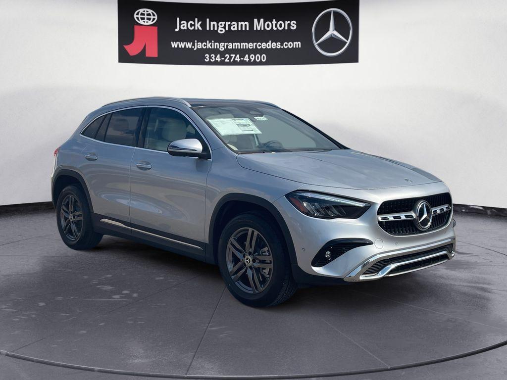 new 2026 Mercedes-Benz GLA 250 car