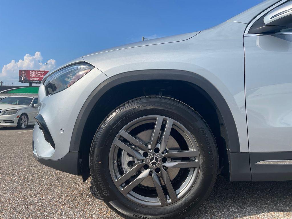 new 2026 Mercedes-Benz GLA 250 car