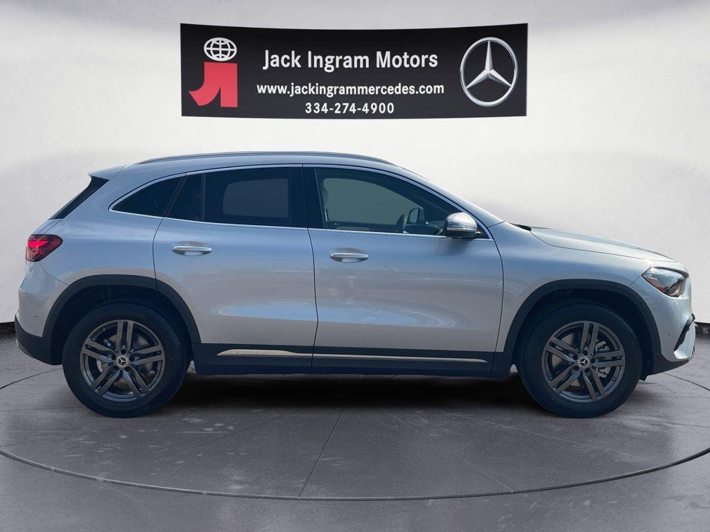 new 2026 Mercedes-Benz GLA 250 car