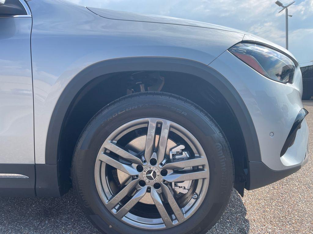 new 2026 Mercedes-Benz GLA 250 car