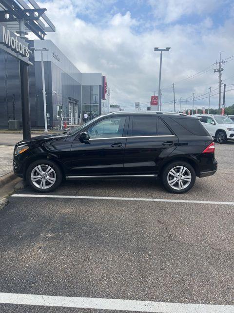 used 2015 Mercedes-Benz M-Class car, priced at $15,997