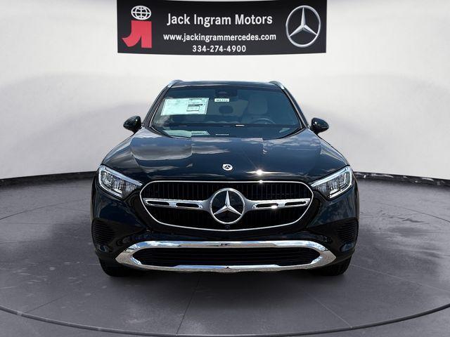 new 2025 Mercedes-Benz GLC 300 car, priced at $54,585