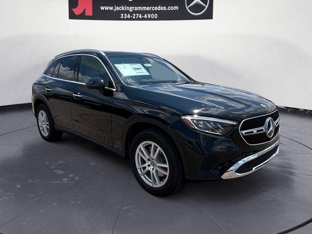 new 2025 Mercedes-Benz GLC 300 car, priced at $54,585