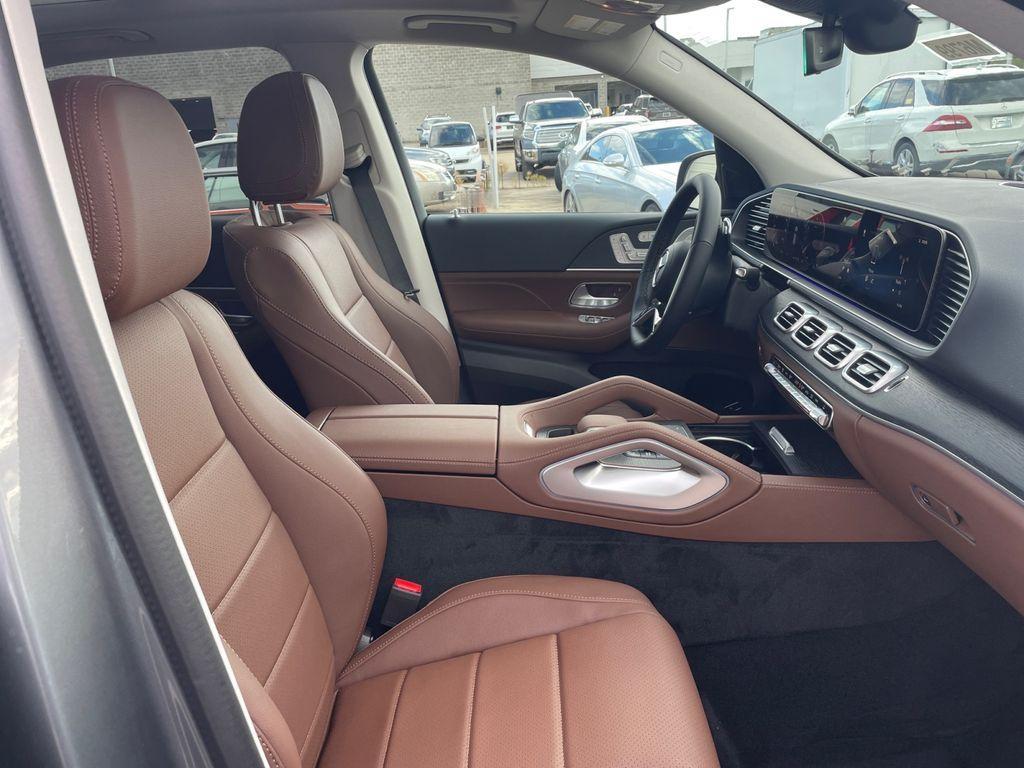 new 2026 Mercedes-Benz GLE 450 car