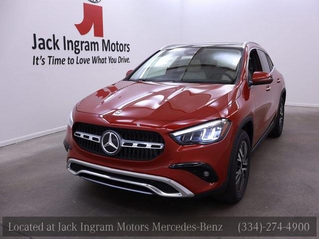 new 2025 Mercedes-Benz GLA 250 car, priced at $50,305