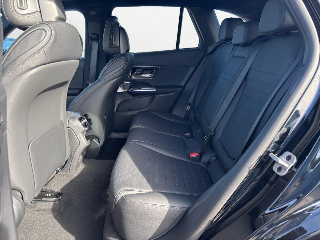 new 2026 Mercedes-Benz GLC 300 car