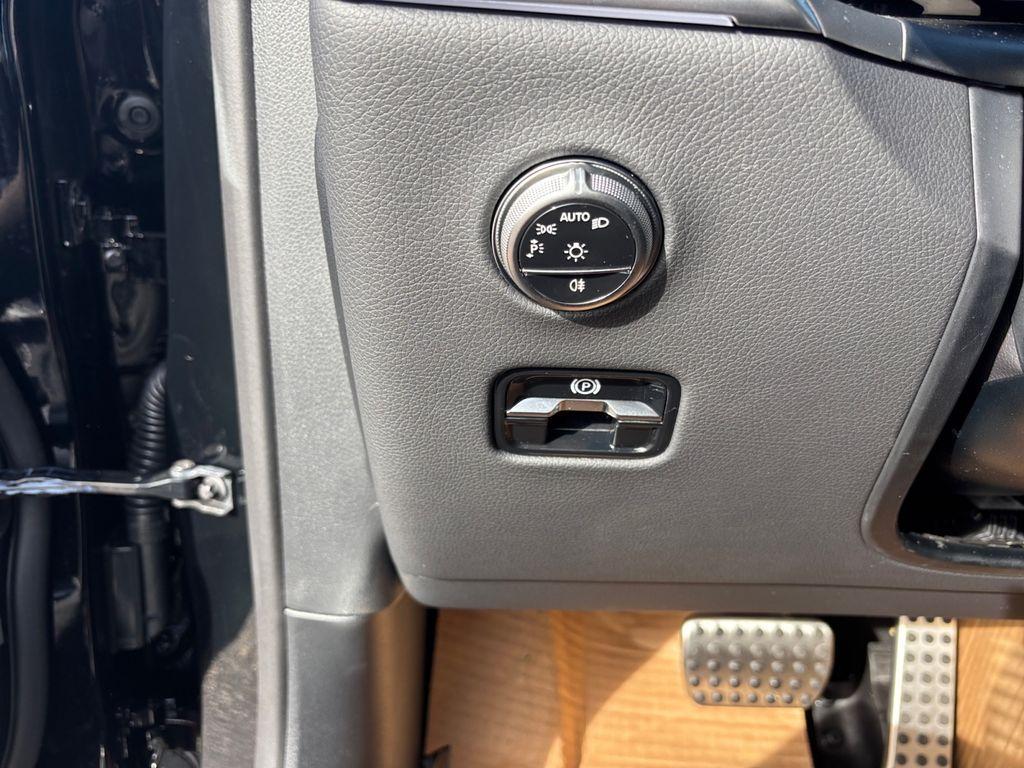 new 2026 Mercedes-Benz GLC 300 car