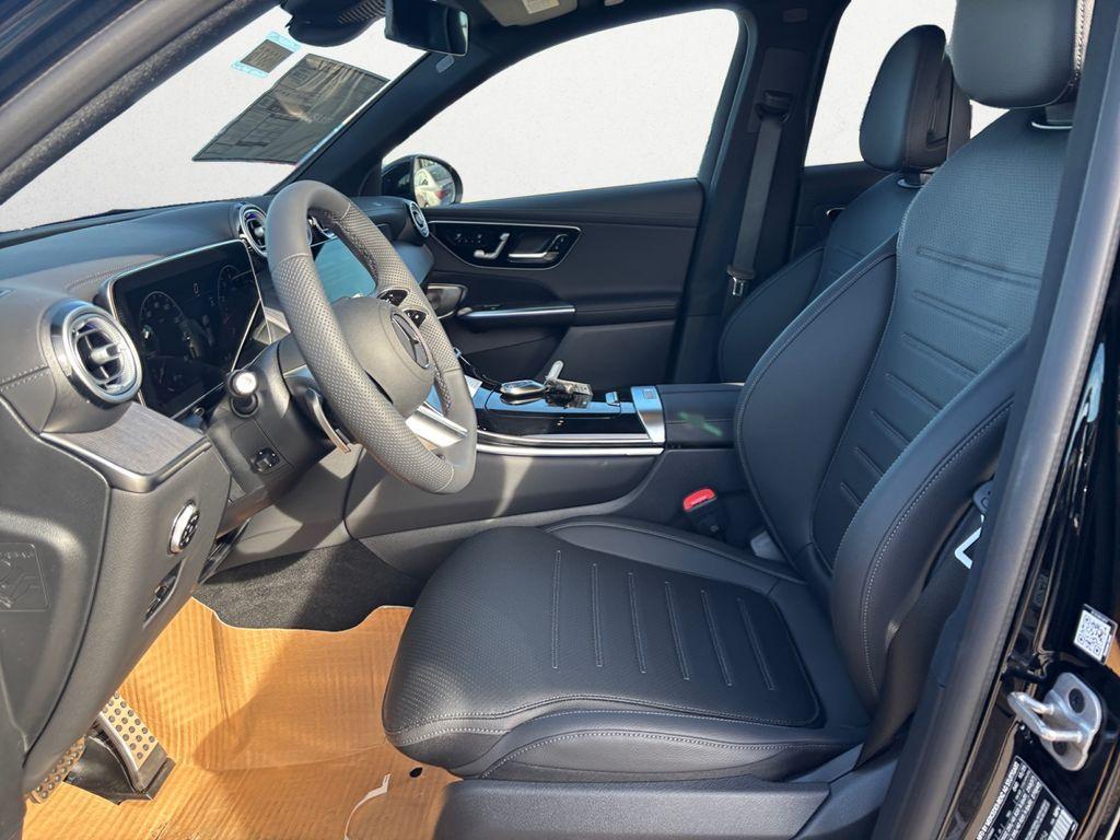 new 2026 Mercedes-Benz GLC 300 car