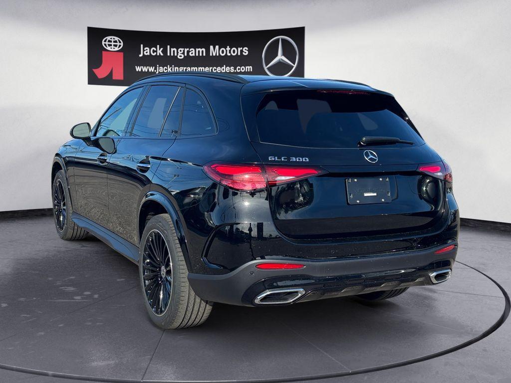 new 2026 Mercedes-Benz GLC 300 car