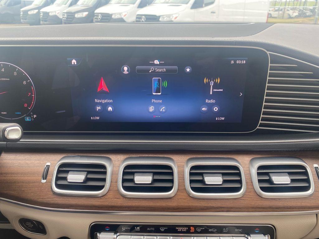 new 2026 Mercedes-Benz GLS 450 car