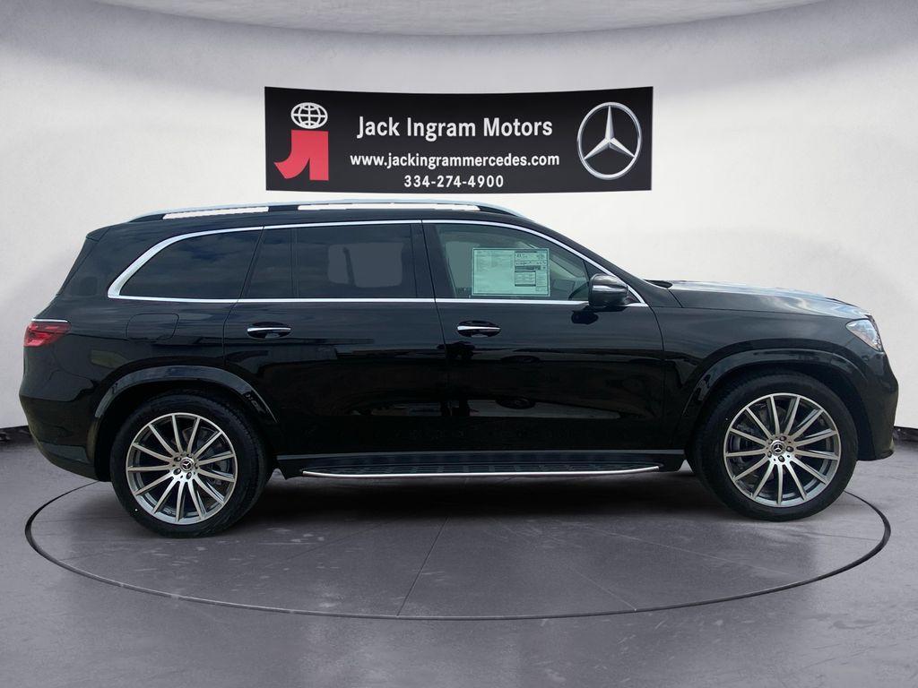 new 2026 Mercedes-Benz GLS 450 car